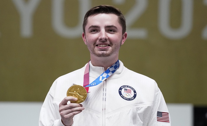 William Shaner Wins Gold in Men's 10m Air Rifle in Olympics